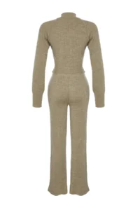 TRENDYOLMİLLA Mink Crop Ribbed Finger Detailed Knitwear Top and Bottom Set - Image 7