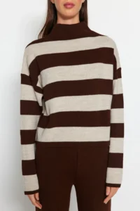 TRENDYOLMİLLA Brown Wide Pattern Striped Knitwear Top and Bottom Set - Image 3