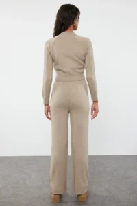 TRENDYOLMİLLA Mink Crop Basic Knitwear Top and Bottom Set - Image 5