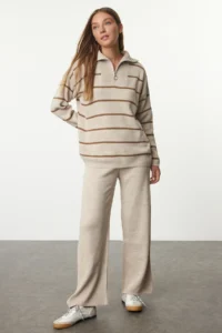 TRENDYOLMİLLA Beige Wide Pattern Zippered Knitwear Top and Bottom Set