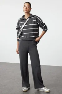 TRENDYOLMİLLA Anthracite Wide Pattern Zippered Knitwear Top and Bottom Set - Image 2