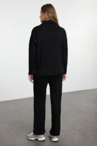 TRENDYOLMİLLA Black Wide Pattern Zippered Knitwear Top and Bottom Set - Image 5