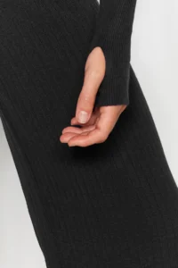 TRENDYOLMİLLA Anthracite Stone Basic Finger Detailed Knitwear Top and Bottom Set - Image 5