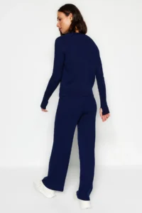 TRENDYOLMİLLA Navy Blue Basic Finger Detailed Knitwear Top and Bottom Set - Image 6