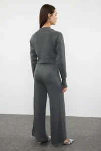 TRENDYOLMİLLA Anthracite Crop Finger Detailed Knitwear Top and Bottom Set - Image 5
