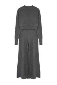TRENDYOLMİLLA Anthracite Crop Finger Detailed Knitwear Top and Bottom Set - Image 7