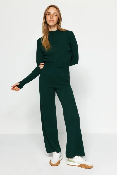TWOAW24AU00033-GREEN_1