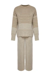 TRENDYOLMİLLA Stone Wide Pattern Color Blocked Knitwear Top and Bottom Set - Image 6