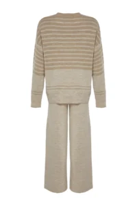 TRENDYOLMİLLA Stone Wide Pattern Color Blocked Knitwear Top and Bottom Set - Image 7