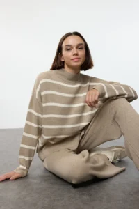 TRENDYOLMİLLA Beige Striped Knitwear Pantolonlu Top and Bottom Set