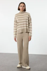 TRENDYOLMİLLA Beige Striped Knitwear Pantolonlu Top and Bottom Set - Image 2