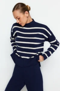TRENDYOLMİLLA Navy Blue Striped Knitwear Pantolonlu Top and Bottom Set - Image 2