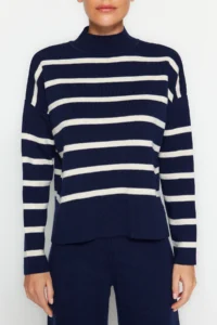 TRENDYOLMİLLA Navy Blue Striped Knitwear Pantolonlu Top and Bottom Set - Image 4