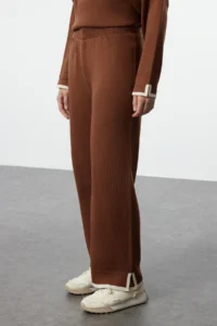 TRENDYOLMİLLA Camel Wide Pattern Contrast Colorful Knitwear Top and Bottom Set - Image 4