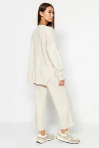 TRENDYOLMİLLA Beige Wide Pattern Balloon Sleeve Knitwear Top and Bottom Set - Image 5