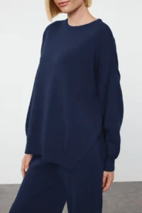 TRENDYOLMİLLA Navy Blue Wide Pattern Balloon Sleeve Knitwear Top and Bottom Set - Image 4