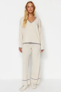 TRENDYOLMİLLA Beige Wide Pattern Hairy Yarn Knitwear Top and Bottom Set - Image 2