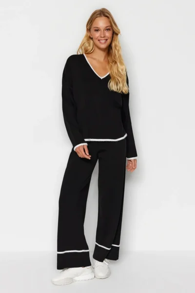 TWOAW24AU00099-BLACK_1
