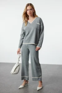 TRENDYOLMİLLA Anthracite Wide Pattern Hairy Yarn Knitwear Top and Bottom Set - Image 2