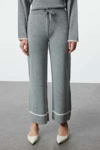 TRENDYOLMİLLA Anthracite Wide Pattern Hairy Yarn Knitwear Top and Bottom Set - Image 4