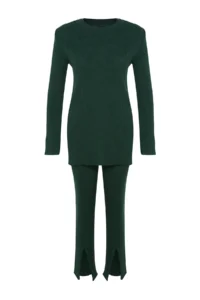 TRENDYOLMİLLA Emerald Green slit Knitwear Top and Bottom Set - Image 6