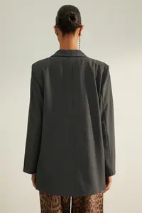TRENDYOLMİLLA Anthracite Premium Oversized Lined Weaving Blazer Jacket - Image 6