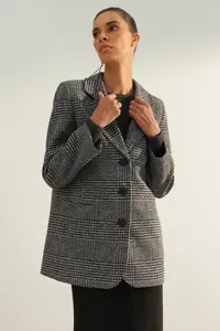 TRENDYOLMİLLA Gray Premium Wool Look Regular Lined Weaving Plaid Blazer Jacket - Image 4