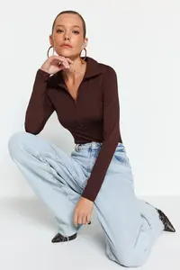 TRENDYOLMİLLA Brown Zipper Collar Detailed Bottom snaps Flexible Knitting Bodysuit .D.00005 - Image 3