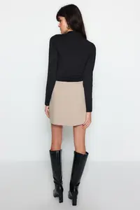 TRENDYOLMİLLA Black Ruffle Detailed Dog collar snaps Flexible Knitting Bodysuit .D.00014 - Image 6