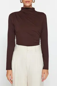 TRENDYOLMİLLA Brown Ruffle Detailed Dog collar snaps Flexible Knitting Bodysuit .D.00014 - Image 4