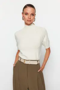 TRENDYOLMİLLA Ecru Mercerized Look Premium Yarn/Special Yarn Basic Thin Knitwear Blouse - Image 2
