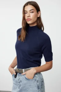 TRENDYOLMİLLA Navy Blue Mercerized Look Premium Yarn/Special Yarn Basic Thin Knitwear Blouse - Image 2