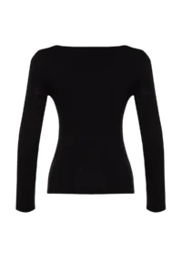 TRENDYOLMİLLA Black Cotton Flexible Square Neck Fitted Knitting Blouse - Image 8