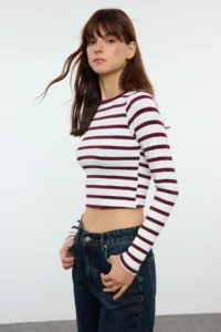 TRENDYOLMİLLA Burgundy Striped Viscous Soft Fabric Fitted Crop Flexible Knitting Blouse - Image 2