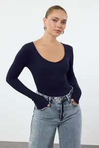 TRENDYOLMİLLA Navy Blue-Stone 2 Sets Package V-neck Fitted Cotton Flexible Knitting Blouse - Image 2