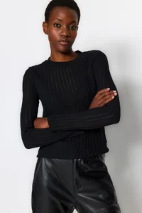 TRENDYOLMİLLA Black Transparan Knitwear look Material Regular Size Crew Neck Knitting Blouse - Image 5