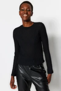 TRENDYOLMİLLA Black Transparan Knitwear look Material Regular Size Crew Neck Knitting Blouse - Image 6