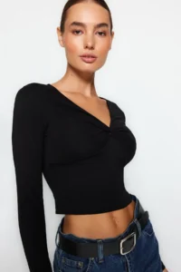TRENDYOLMİLLA Black Cotton Shirred Fitted Regular Size Knitting Blouse