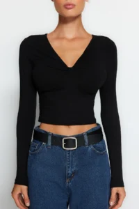 TRENDYOLMİLLA Black Cotton Shirred Fitted Regular Size Knitting Blouse - Image 3