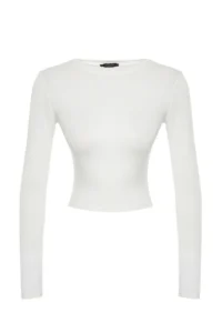 TRENDYOLMİLLA Ecru Soft Fabric Viscose Crew Neck Crop Flexible Knitting Blouse - Image 6