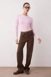 TRENDYOLMİLLA Light Pink Viscose Crew Neck Crop Flexible Knitting Blouse - Image 2
