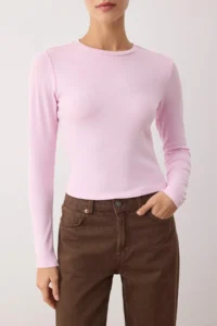 TRENDYOLMİLLA Light Pink Viscose Crew Neck Crop Flexible Knitting Blouse - Image 3