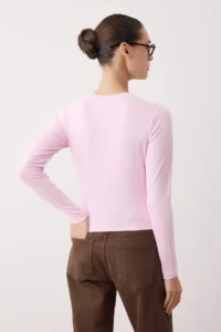 TRENDYOLMİLLA Light Pink Viscose Crew Neck Crop Flexible Knitting Blouse - Image 4