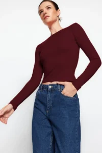 TRENDYOLMİLLA Dark Burgundy Cotton Low-cut back Fitted Flexible Knitting Blouse - Image 2