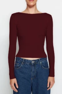 TRENDYOLMİLLA Dark Burgundy Cotton Low-cut back Fitted Flexible Knitting Blouse - Image 6
