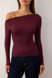 TRENDYOLMİLLA Plum Soft Fabric Fitted Boat Neck Knitting Blouse - Image 3