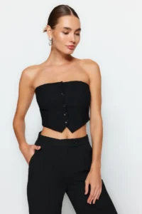 TRENDYOLMİLLA Black Strapless Button Detailed Crop Weaving Blouse - Image 7