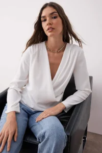 TRENDYOLMİLLA Ecru Double breasted Satin Weaving Blouse