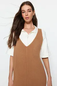 TRENDYOLMİLLA Beige Maxi V-neck gilet Knit Dress - Image 4