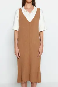 TRENDYOLMİLLA Beige Maxi V-neck gilet Knit Dress - Image 5